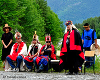 _MWC3810-Chief Sixilaaxayc addressing the gathered People at riverside.