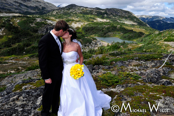 _MWB0091-alpine newlyweds